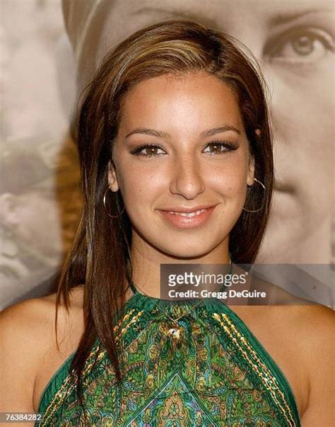 530 Vanessa Lengies Pictures Stock Photos & High